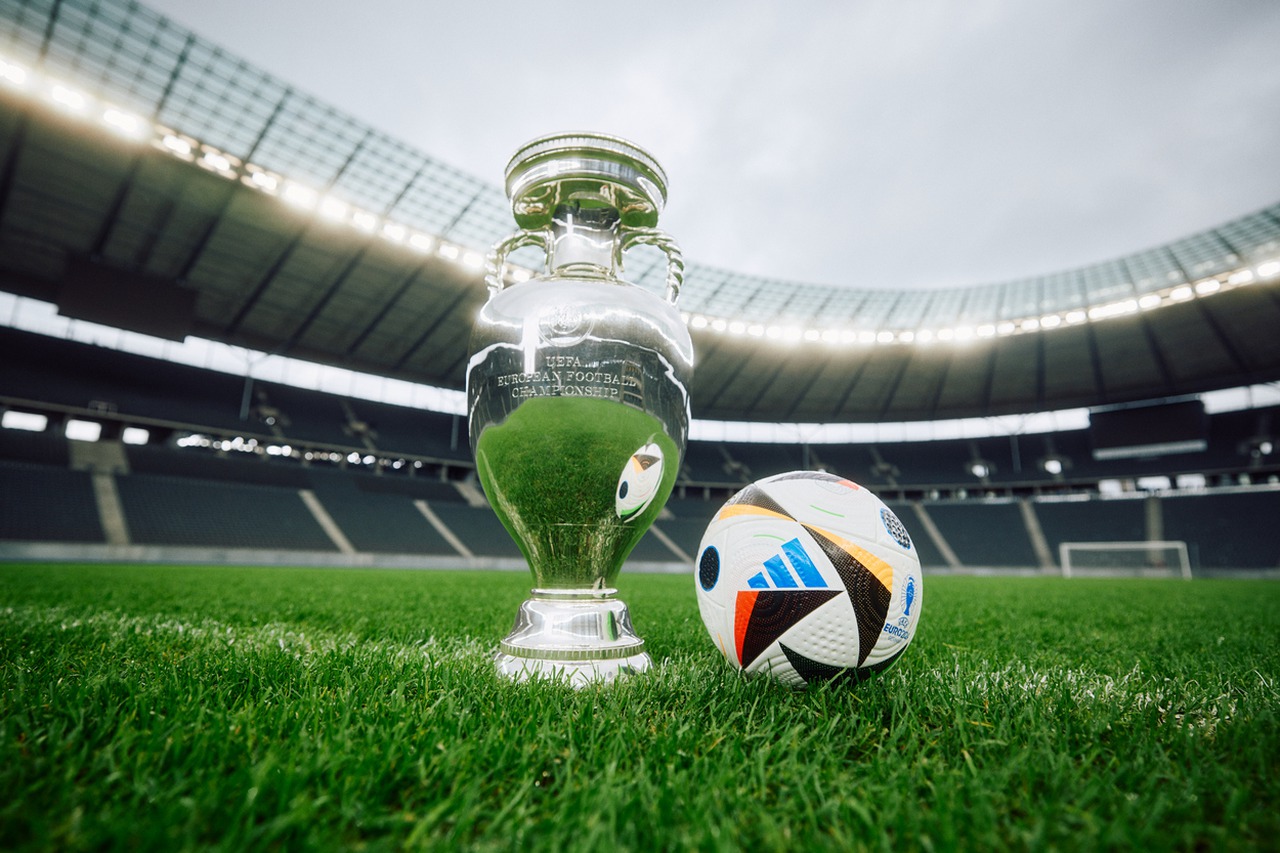 Ljeto 2024 - Uživajte u napetoj atmosferi uz izravno praćenje UEFA EURO I OI Ljeto 2024 - Uživajte u napetoj atmosferi uz izravno praćenje UEFA EURO I OI